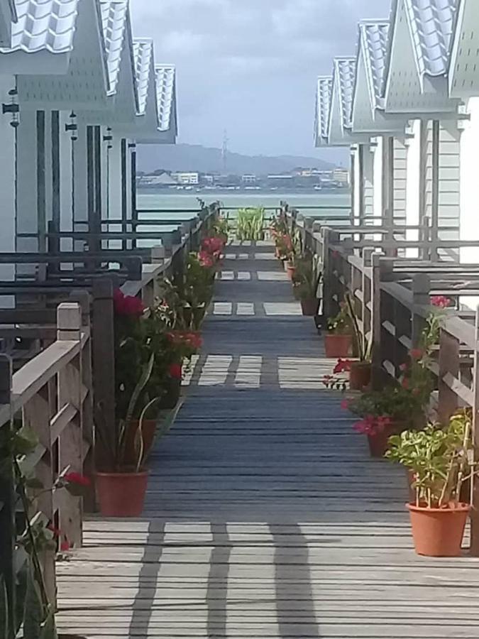 Hotel Shun Shun Water Bungalows Semporna Exterior foto